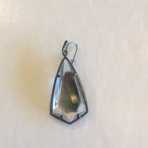 ISO Kendra Scott slate eye earring. Just one.